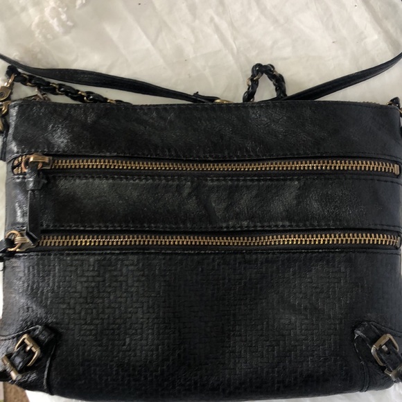 ELLIOT LUCCA black genuine leather crossbody. Adjustable straps. 3 way zippers. - Picture 2 of 7